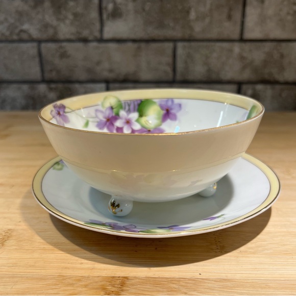 Antique Hand Painted Nippon Footed Bowl and Saucer with Violets and Gold Details - Picture 8 of 8